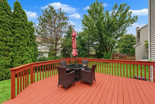 2131 Skylane Drive, Naperville, IL 60564