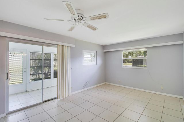 175 Valencia H, Delray Beach, FL 33446