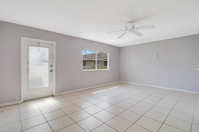 175 Valencia H, Delray Beach, FL 33446