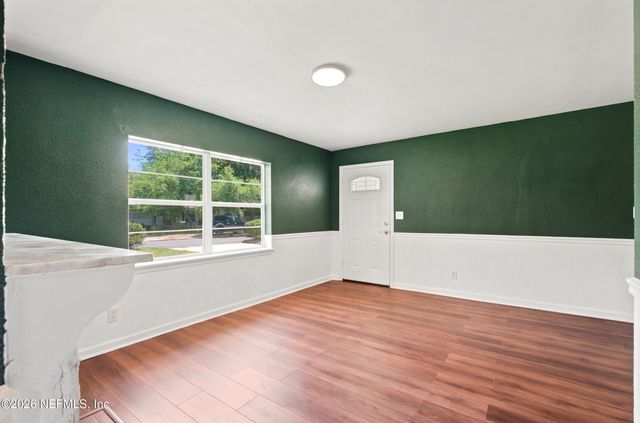 5431 RIVER FOREST Drive, Jacksonville, FL 32211