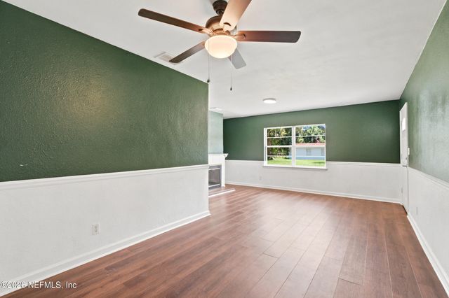 5431 RIVER FOREST Drive, Jacksonville, FL 32211