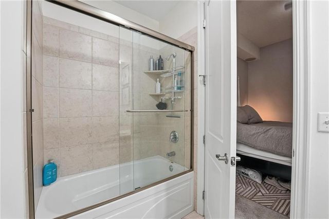 1101 Walnut Street 907, Kansas City, MO 64106