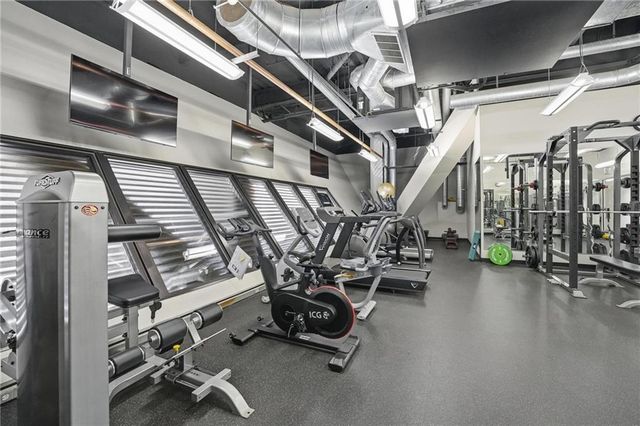 1101 Walnut Street 907, Kansas City, MO 64106