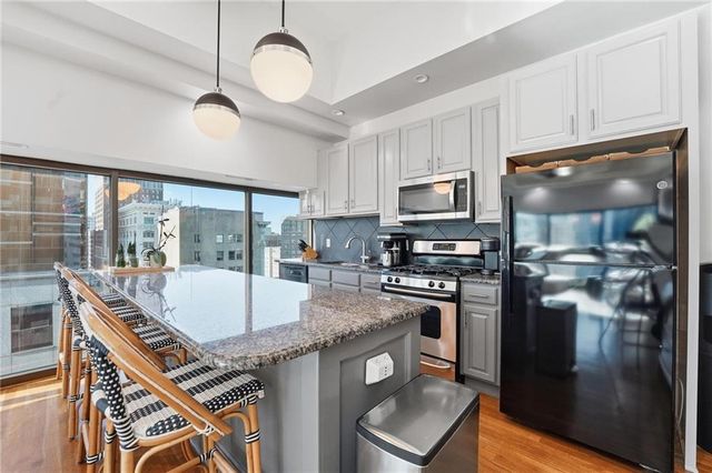 1101 Walnut Street 907, Kansas City, MO 64106