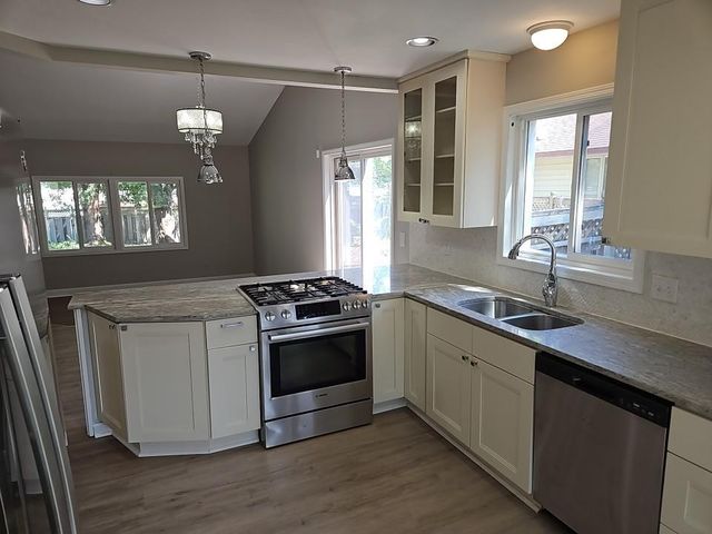 10928 Rhode Island Circle N, Champlin, MN 55316