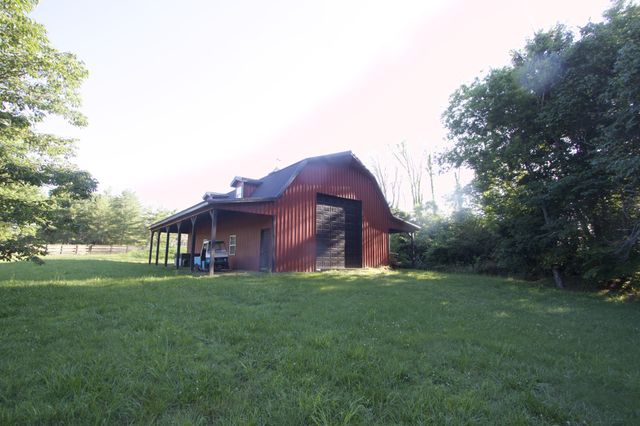 8238 Hawkins Rd, College Grove, TN 37046