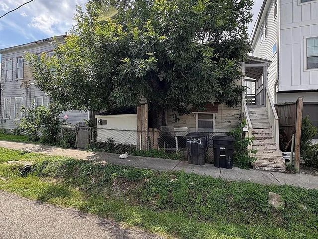 1517 Gentry Street, Houston, TX 77009