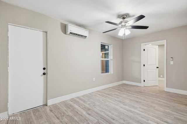 513 W 1ST Street, Mesa, AZ 85201