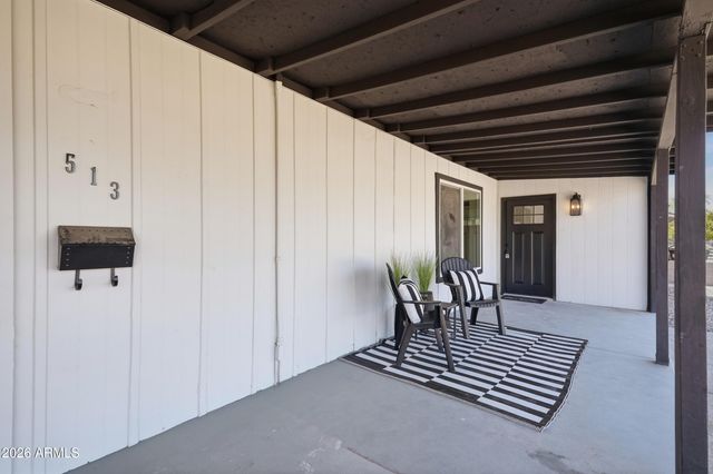 513 W 1ST Street, Mesa, AZ 85201