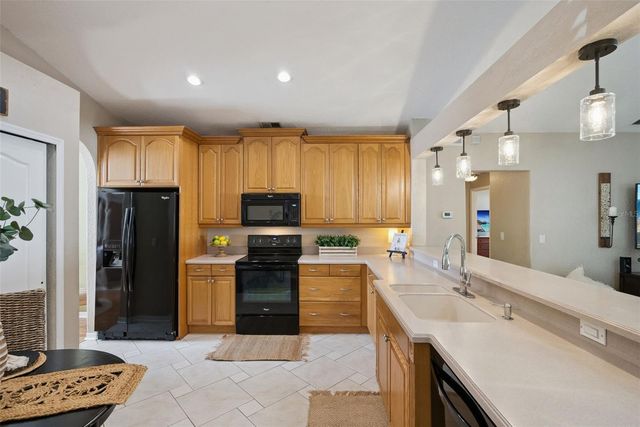 810 HAVENWOOD DRIVE, Orlando, FL 32828