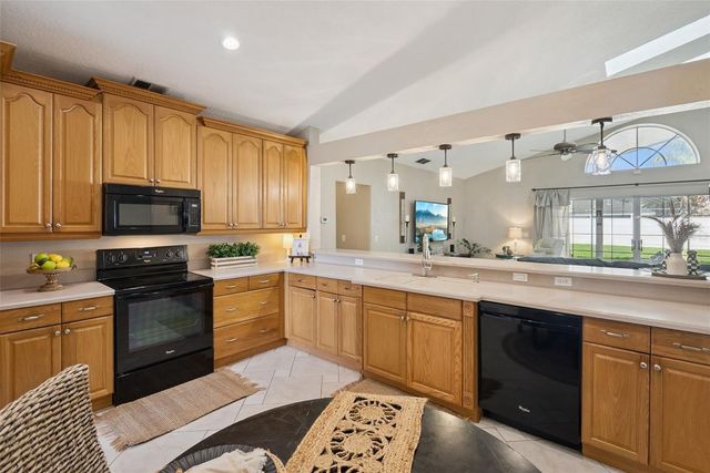 810 HAVENWOOD DRIVE, Orlando, FL 32828