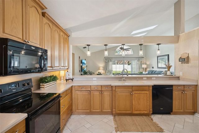 810 HAVENWOOD DRIVE, Orlando, FL 32828