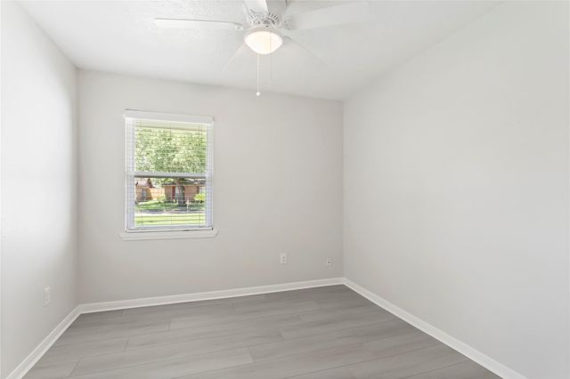 16915 Stardale Lane, Friendswood, TX 77546