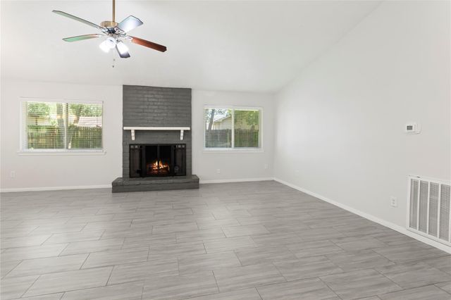 16915 Stardale Lane, Friendswood, TX 77546