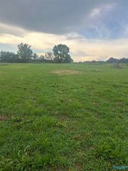 6097 County Road 1763, Arab, AL 35016