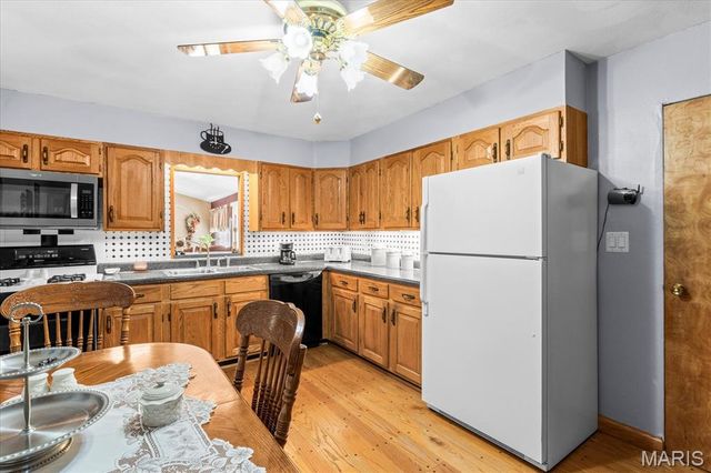 124 Cascade Drive, Belleville, IL 62223