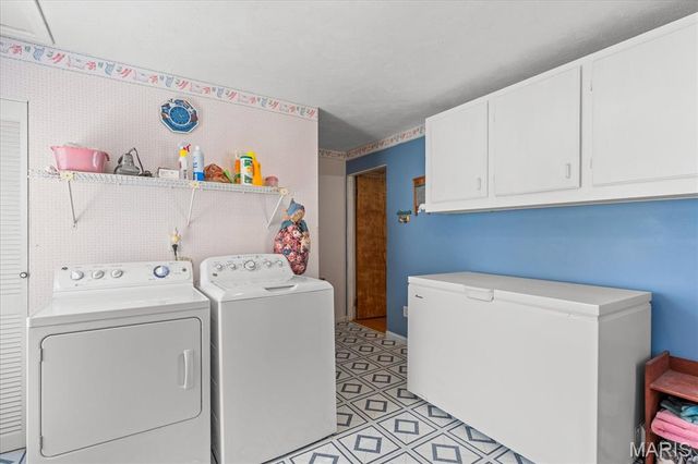 124 Cascade Drive, Belleville, IL 62223
