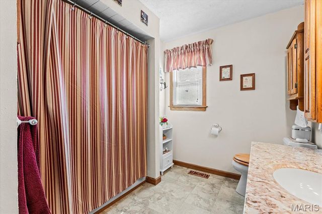 124 Cascade Drive, Belleville, IL 62223