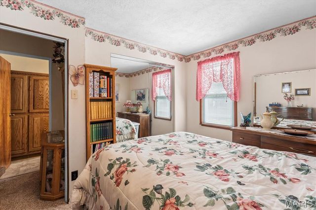 124 Cascade Drive, Belleville, IL 62223