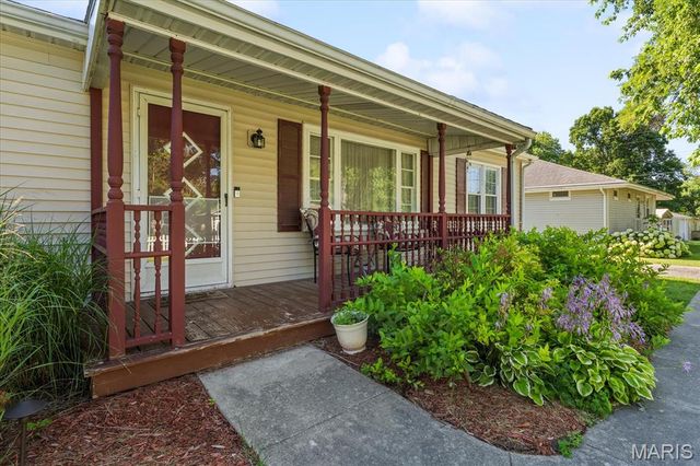 124 Cascade Drive, Belleville, IL 62223