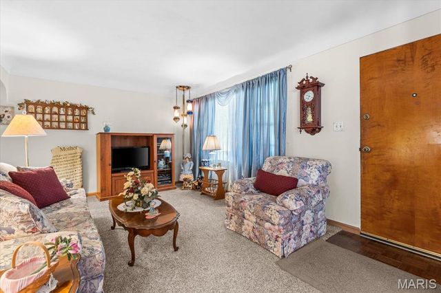 124 Cascade Drive, Belleville, IL 62223