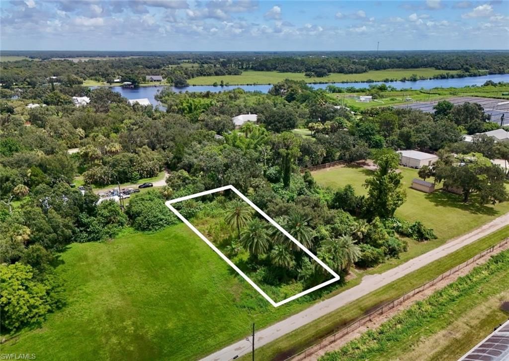 20101 Wagner AVE, ALVA, FL 33920 — photo 2