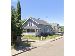 481 S PINE St, Canby, OR 97013