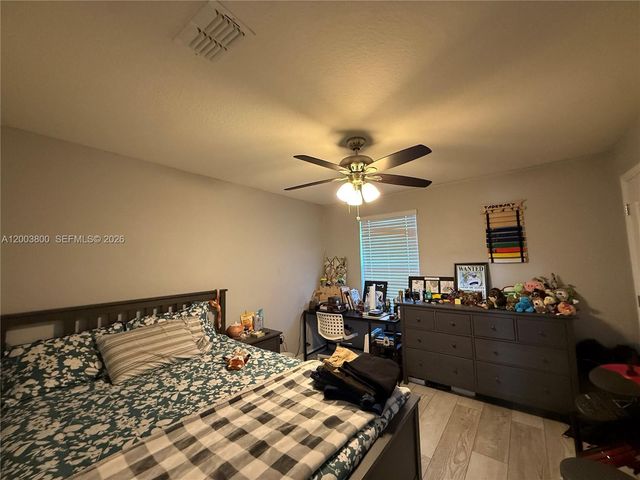 1874 Hickory Bluff Road, Kissimmee, FL 34744