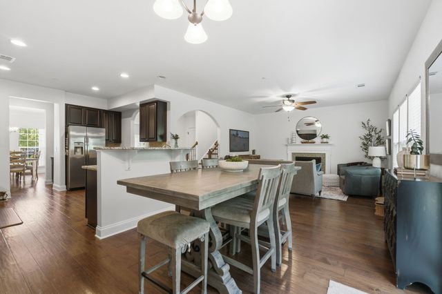 1017 Linden Isle Dr, Franklin, TN 37064