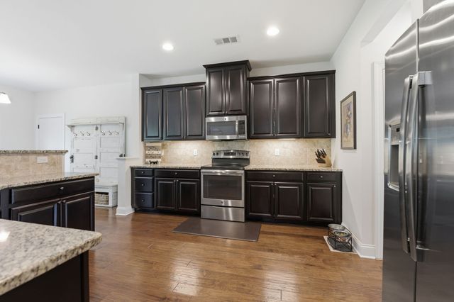 1017 Linden Isle Dr, Franklin, TN 37064