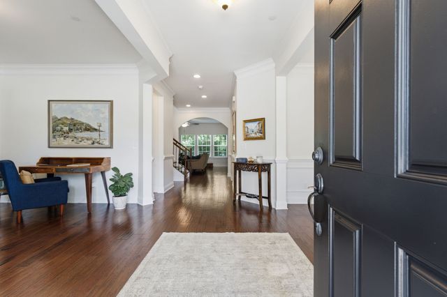 1017 Linden Isle Dr, Franklin, TN 37064