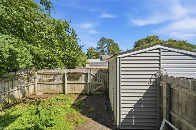 3002 Dekolta CT, Virginia Beach, VA 23452