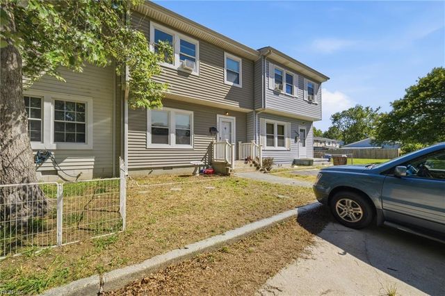 3002 Dekolta CT, Virginia Beach, VA 23452