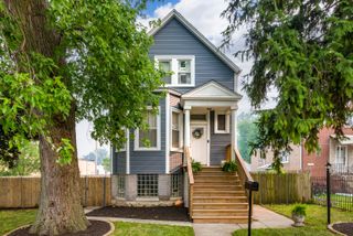 7303 Oakwood Avenue, Lyons, IL 60534