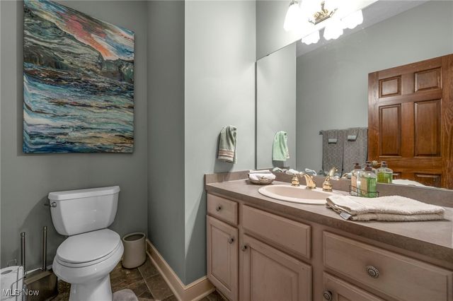 4310 Royal St George Drive, Avon, OH 44011