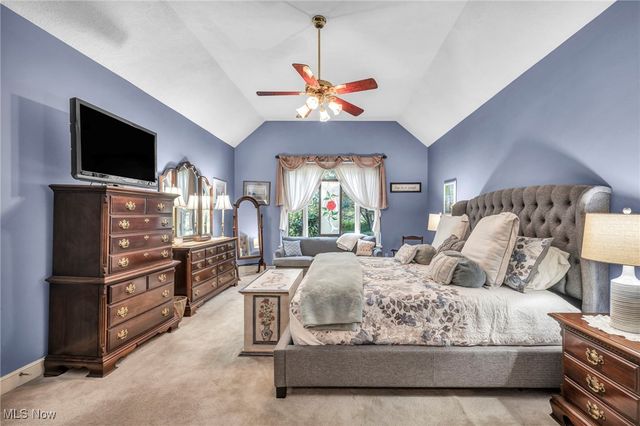 4310 Royal St George Drive, Avon, OH 44011