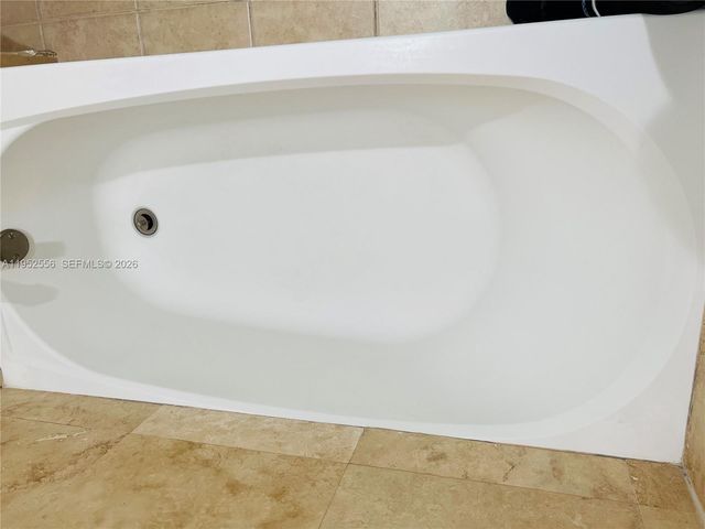 8000 Fairview Dr 310, Tamarac, FL 33321