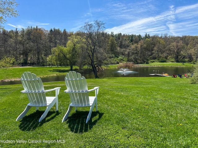 443 Taghkanic Road, Elizaville, NY 12523