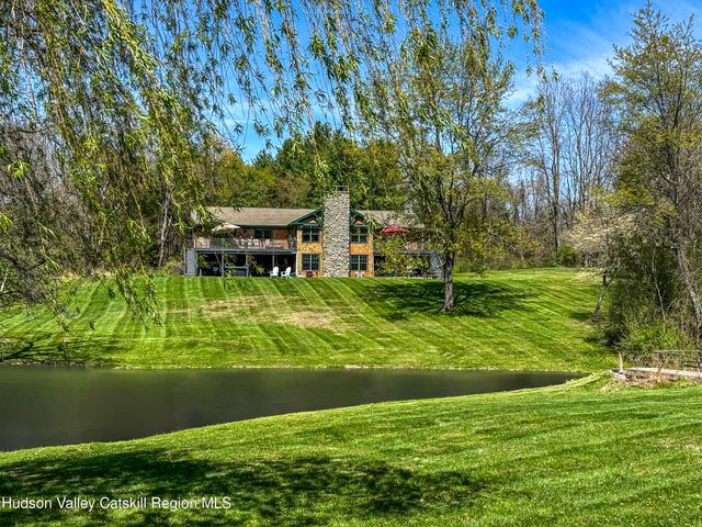 443 Taghkanic Road, Elizaville, NY 12523