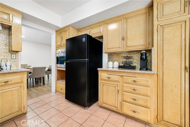 5400 Nagle Avenue, Sherman Oaks, CA 91401