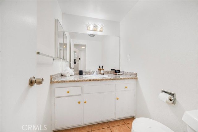 5400 Nagle Avenue, Sherman Oaks, CA 91401