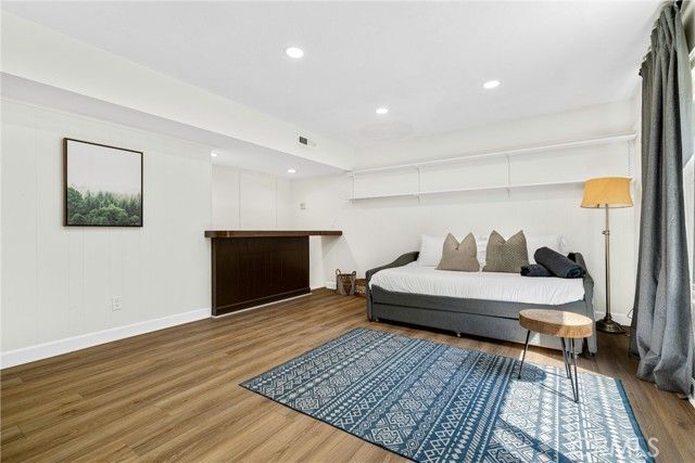 5400 Nagle Avenue, Sherman Oaks, CA 91401