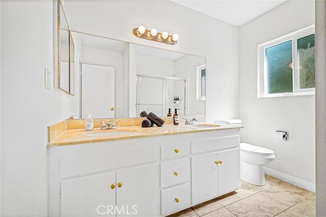 5400 Nagle Avenue, Sherman Oaks, CA 91401