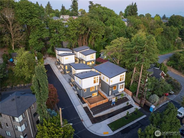1804 28th Avenue S, Seattle, WA 98144