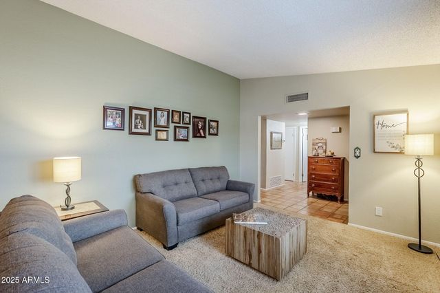 1222 E Louis Way, Tempe, AZ 85284