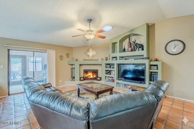 1222 E Louis Way, Tempe, AZ 85284