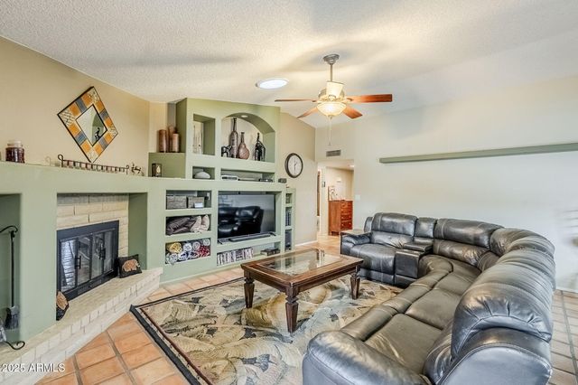 1222 E Louis Way, Tempe, AZ 85284