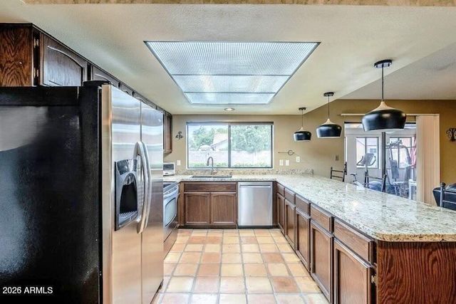 1222 E Louis Way, Tempe, AZ 85284