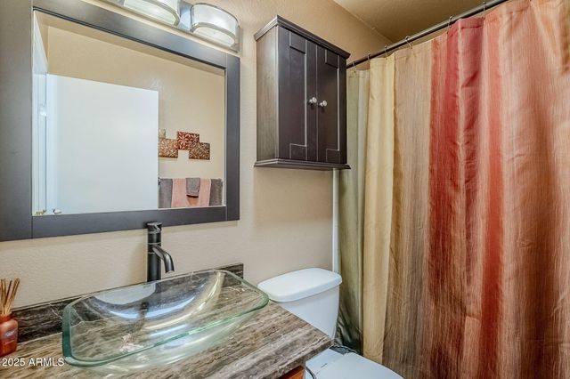 1222 E Louis Way, Tempe, AZ 85284