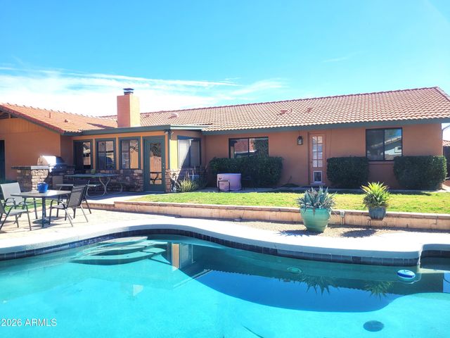 1222 E Louis Way, Tempe, AZ 85284